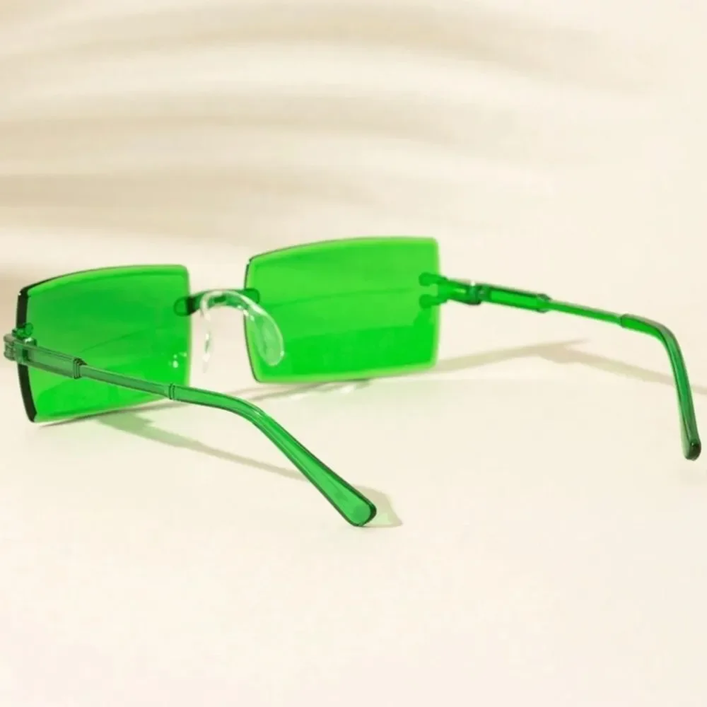 Unisex Stylish Green Rectangle Sunglasses